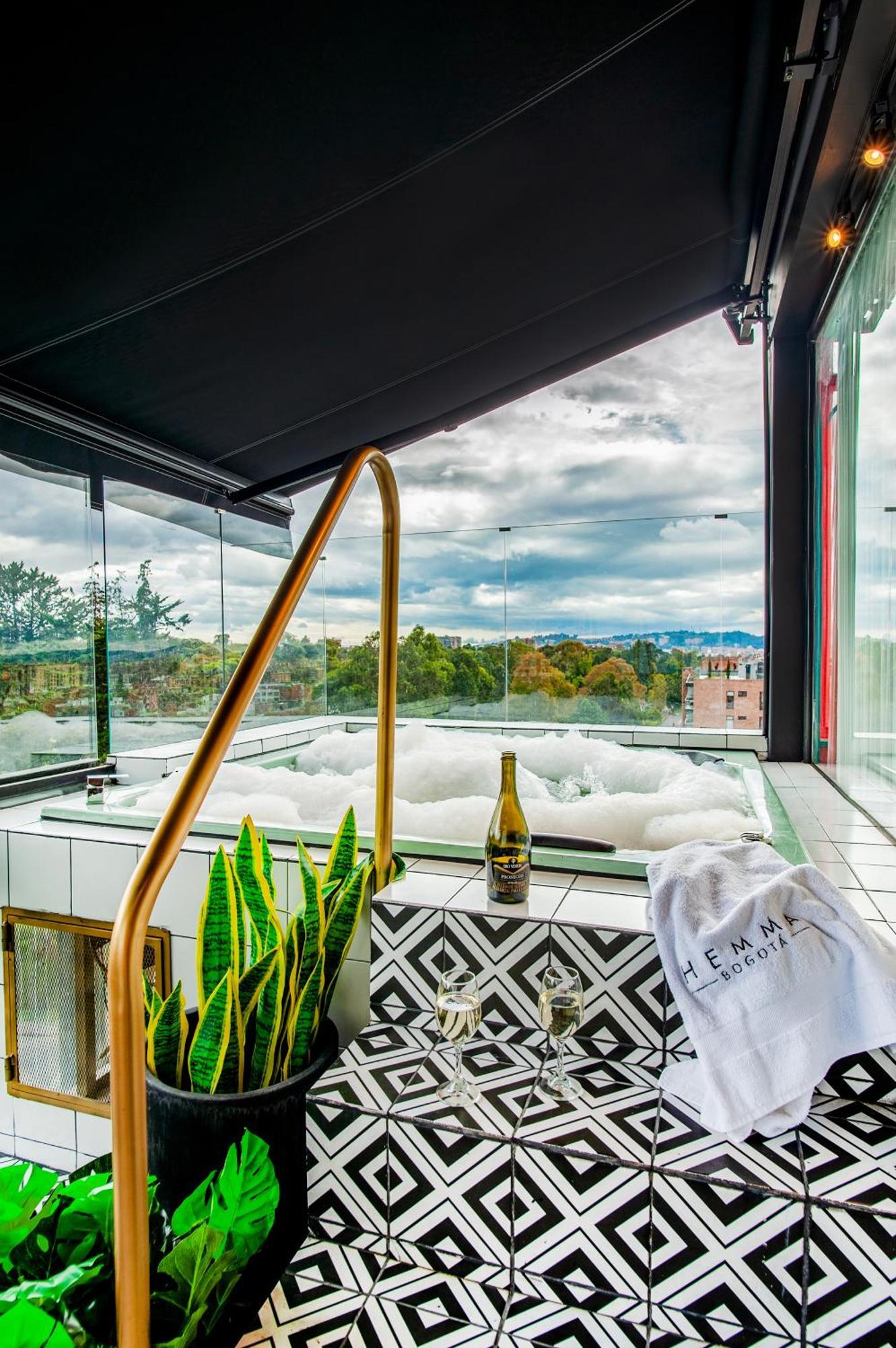 Hemma Bogota Country Luxury Suites Hotel Exteriör bild